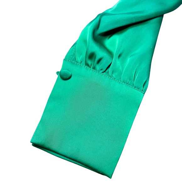 Emerald Green Long Sleeve Tie Waist Dress – Women’s Small - Picture 2 of 6